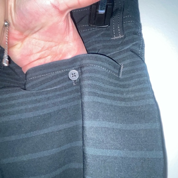 Men’s boarding shorts - Picture 8 of 10